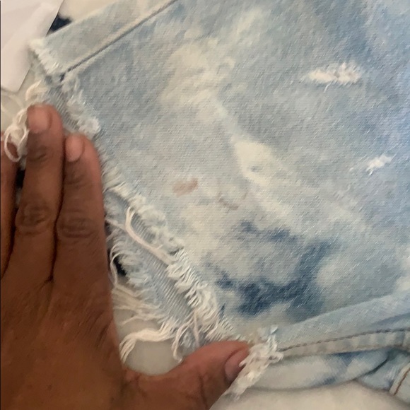 Levi’s - Picture 4 of 5